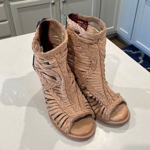 Freebird sandals, size 5. I think I wore them once maybe twice.